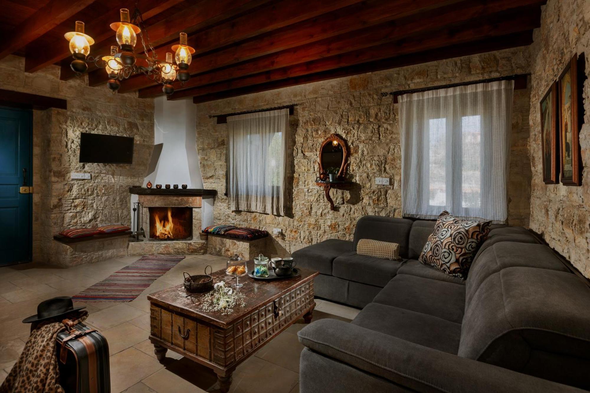 Oinoessa Traditional Boutique Guest Houses Лофу Экстерьер фото